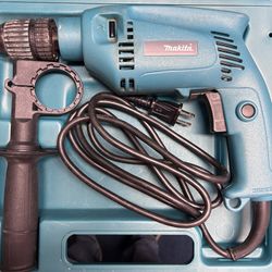 Makita 5 Amp. hammer drill. HP1501