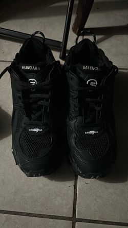 Balenciaga runners mat black