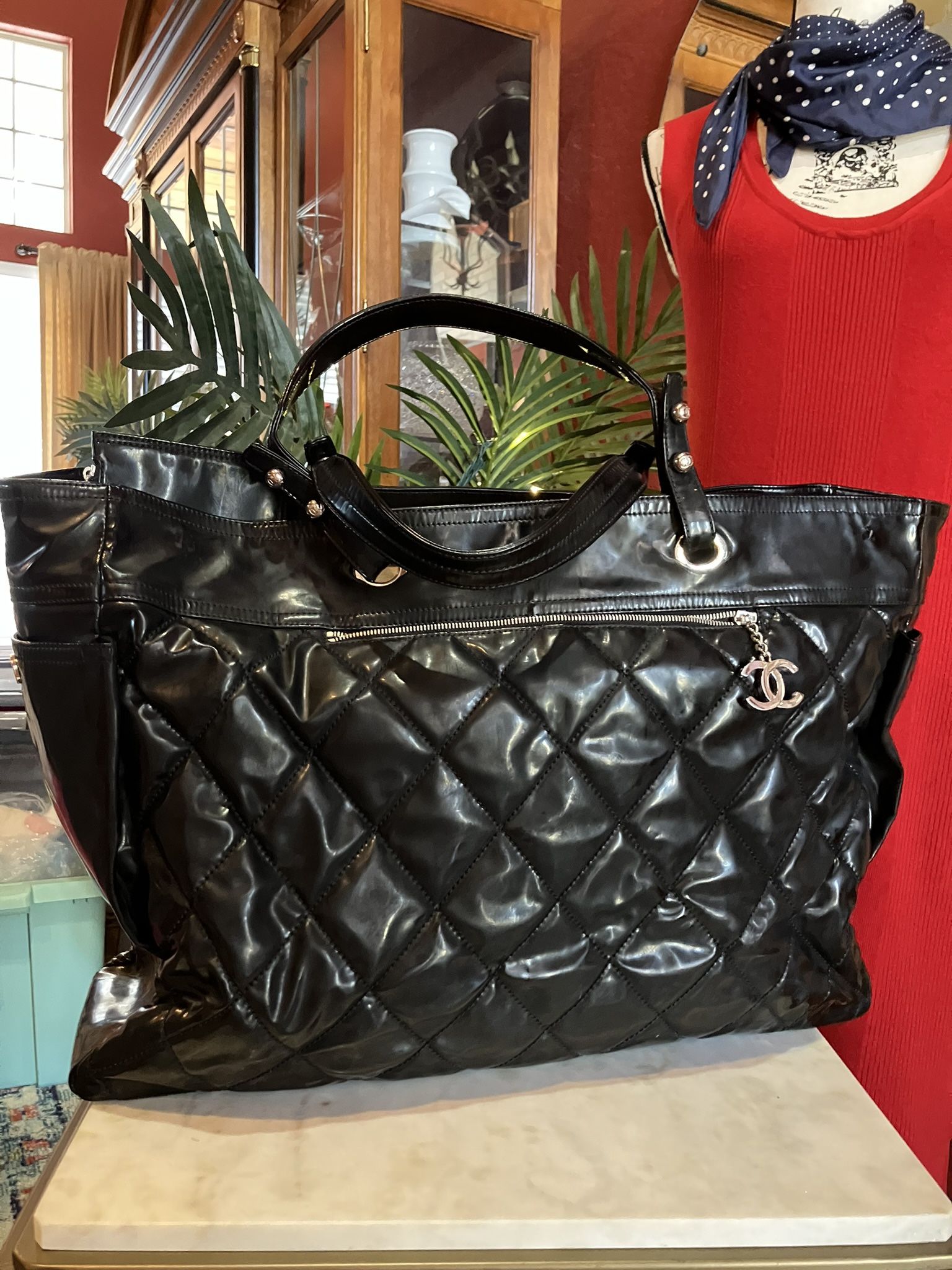 CHANEL Paris-Biarritz Tote