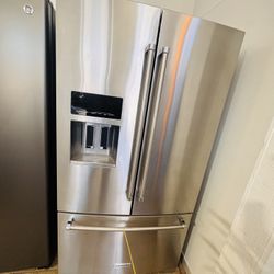 Refrigerator Kitchen aid 