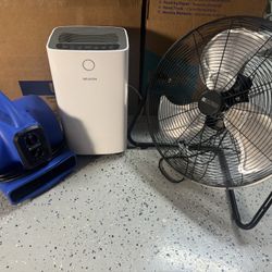 High Velocity Air Mover, Big Fan and Dehumidifier USED ONCE! 