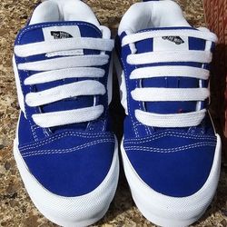BRAND NEW - Kids Blue Vans (Size 2.5)