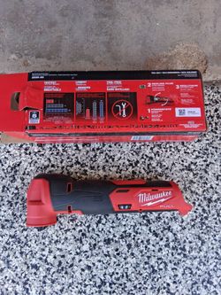 MULTITOOL MILWAUKEE M12 TOOL ONLY