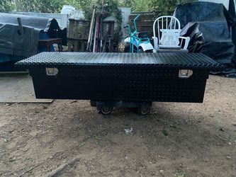 TOOL BOX UWS WHIT KEYS