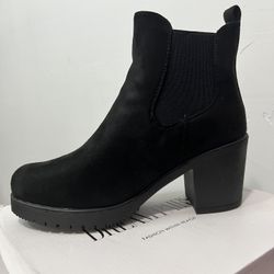 Black Dream Pair Healed Boots