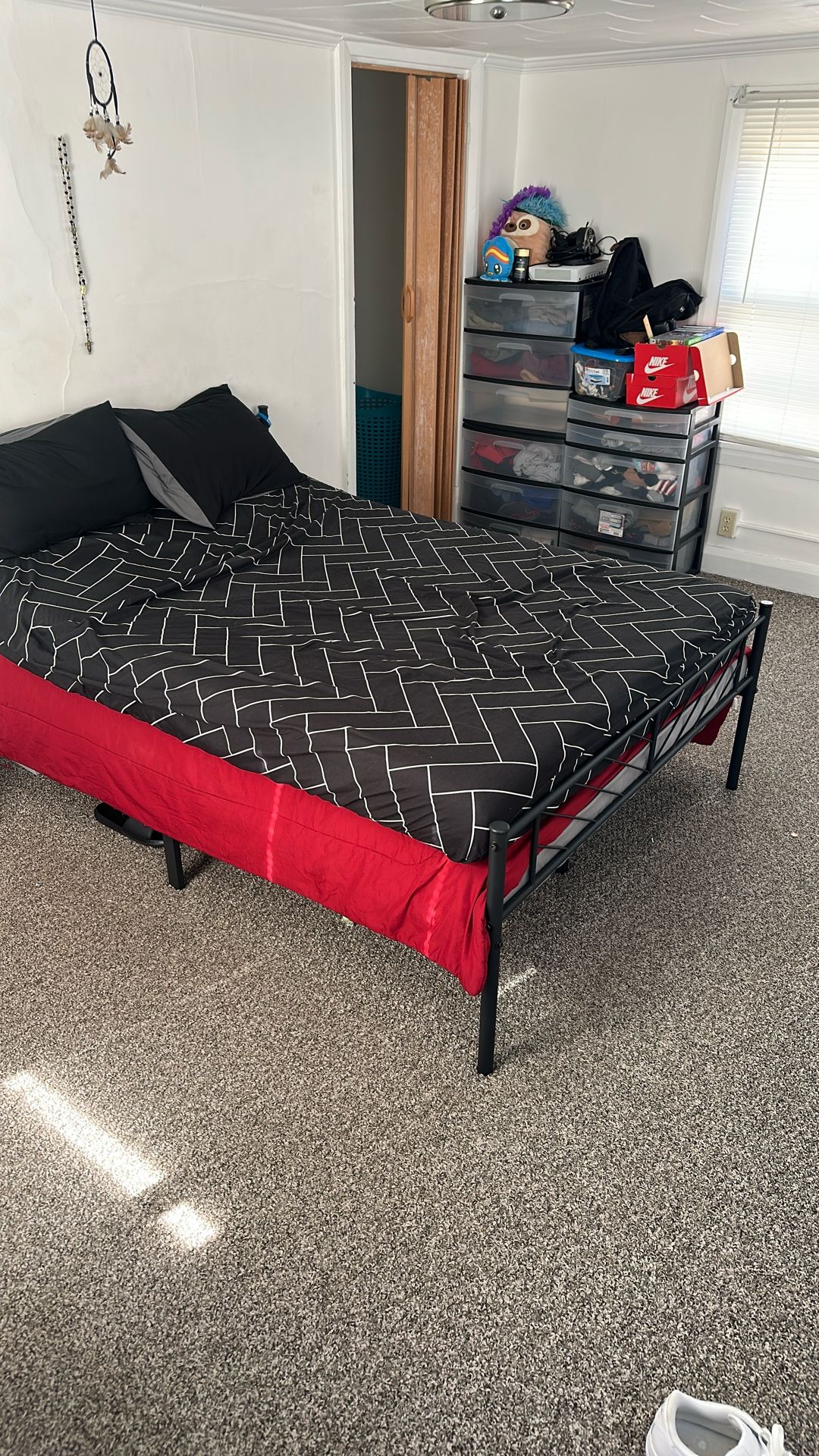 Queens Size Metal Bed Frame