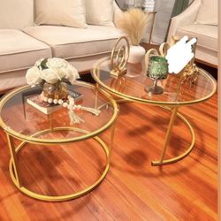 GOLD nesting tables 😍💛😍