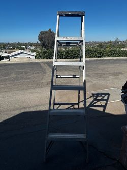 6 ft ladder