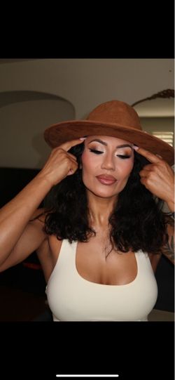 MAKEUP MODEL IRVINE