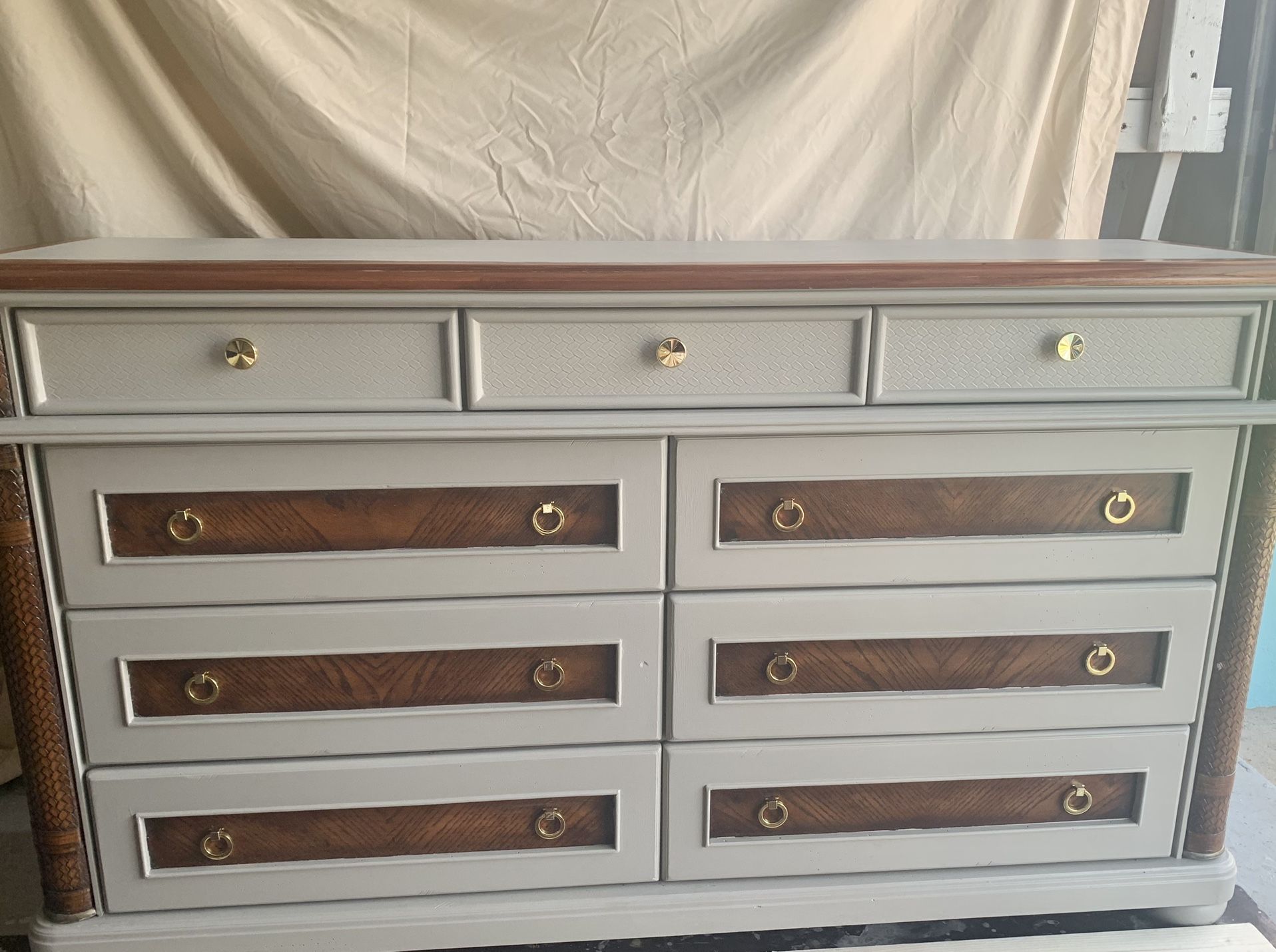 Stunner!  Vintage Tommy Bahama Style 9 Drawer Dresser