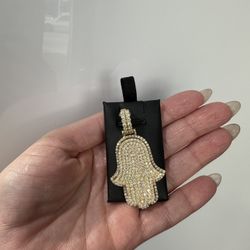 14k DIAMOND HAMSA CHARM 