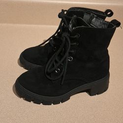 Black Suede Lace Up Combat Boots , Girls Size 13, Like Brand New