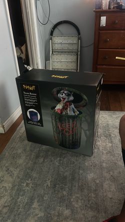 Halloween Trash Bandit Animatronic