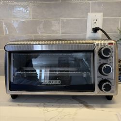 Black + Decker Toaster Oven 
