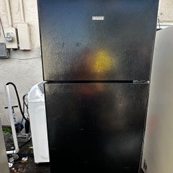 Refrigerator 28 Wide