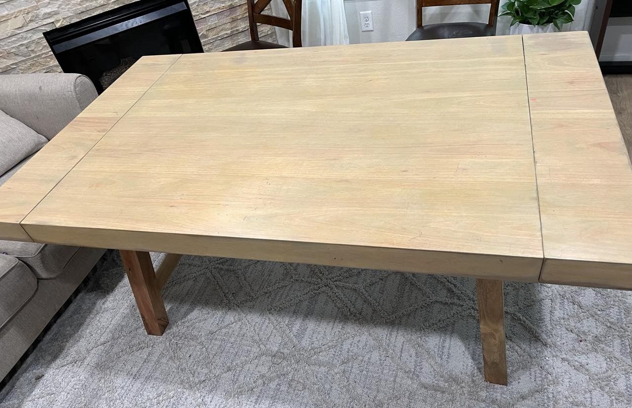 Dining Table (Extendable)