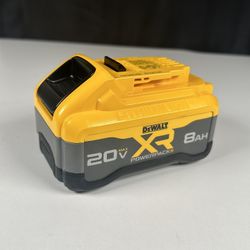DeWalt 20V MAX XR 8ah POWERPACK Battery DCB2108