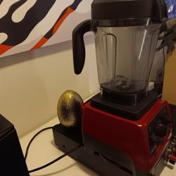 Vitamix Blender 7500 Excell Cond $ 125