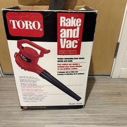 Toro rake and vacuum
