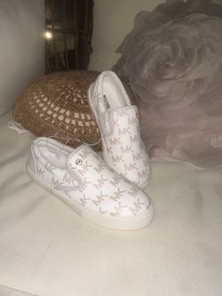Michael Kors size 2