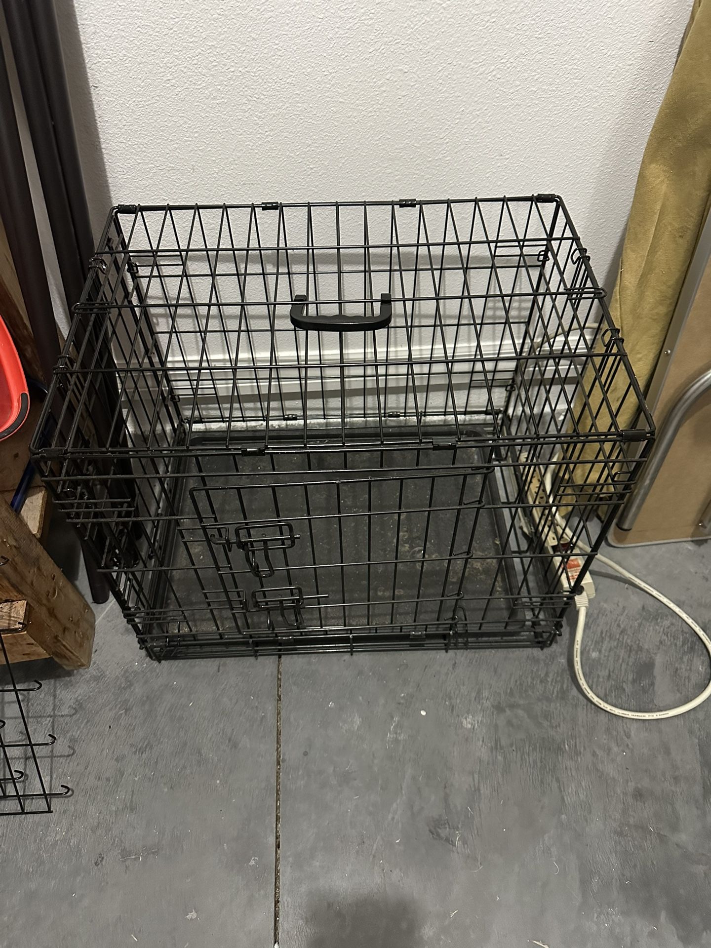Frísco Dog Crate From Chewy