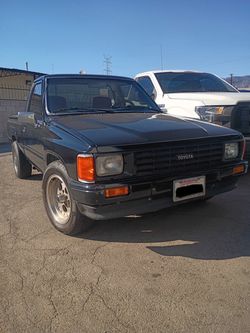 1988 Toyota pick up