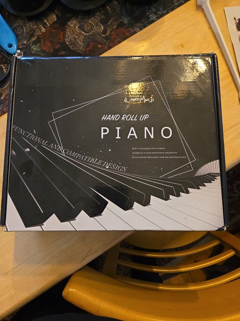 Roll Up Piano
