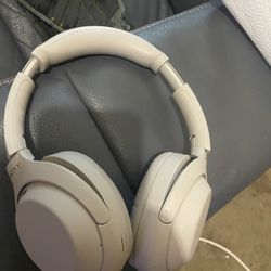 Sony WH-1000XM4 Headphones 