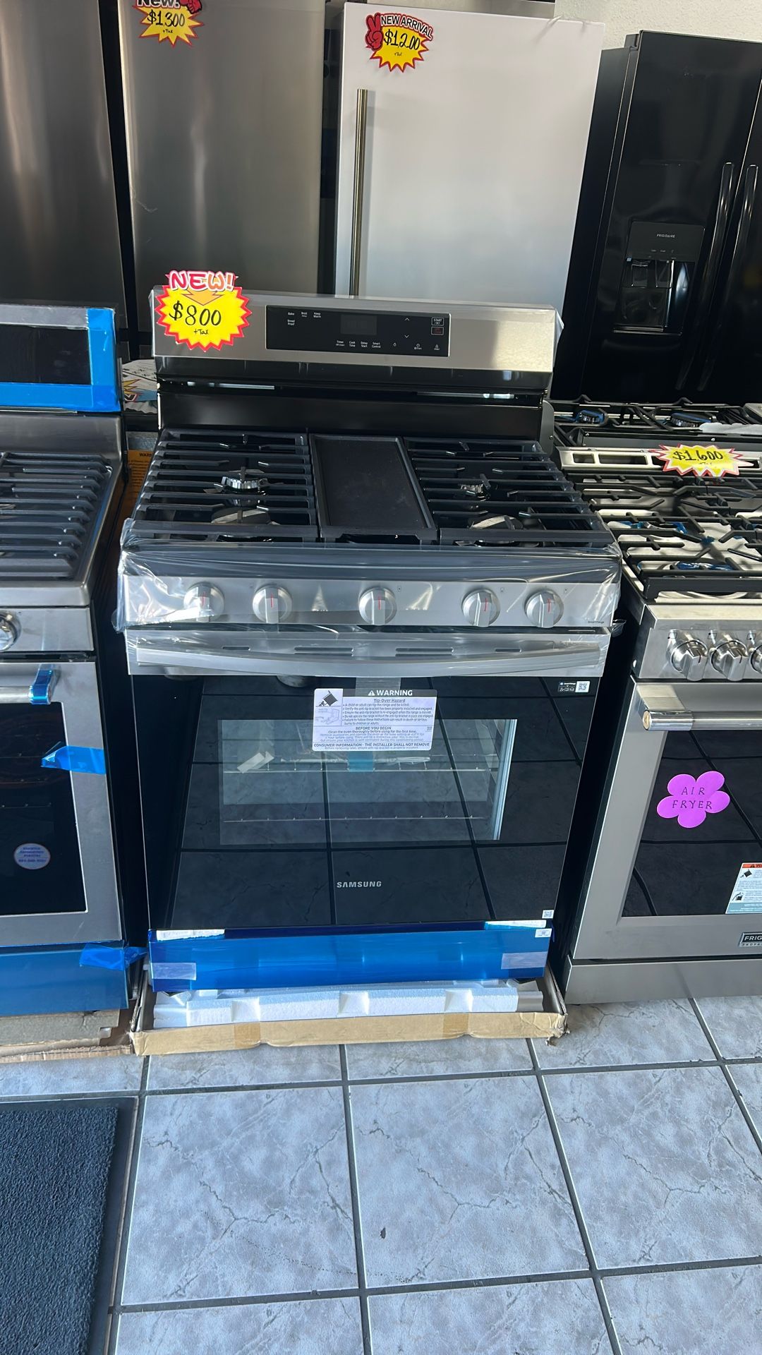SAMSUNG GAS STOVE STAINLESS STEEL BRAND NEW!!! 5 BURNERS!!! WITH FACTORY WARRANTY!!!!!