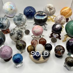 19 Crystal spheres LOT - All for $350