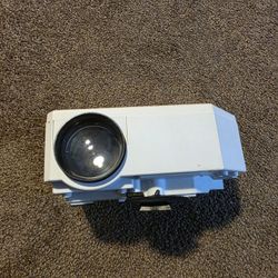 UC30 MINI PROJECTOR