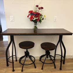 Beautiful Bar Table And Adjusting Chairs