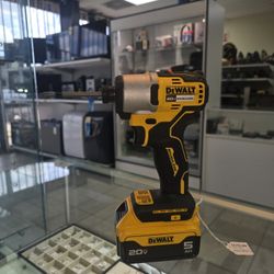 Dewalt Impact Wrench DCF840