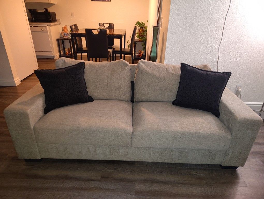 Couch Set