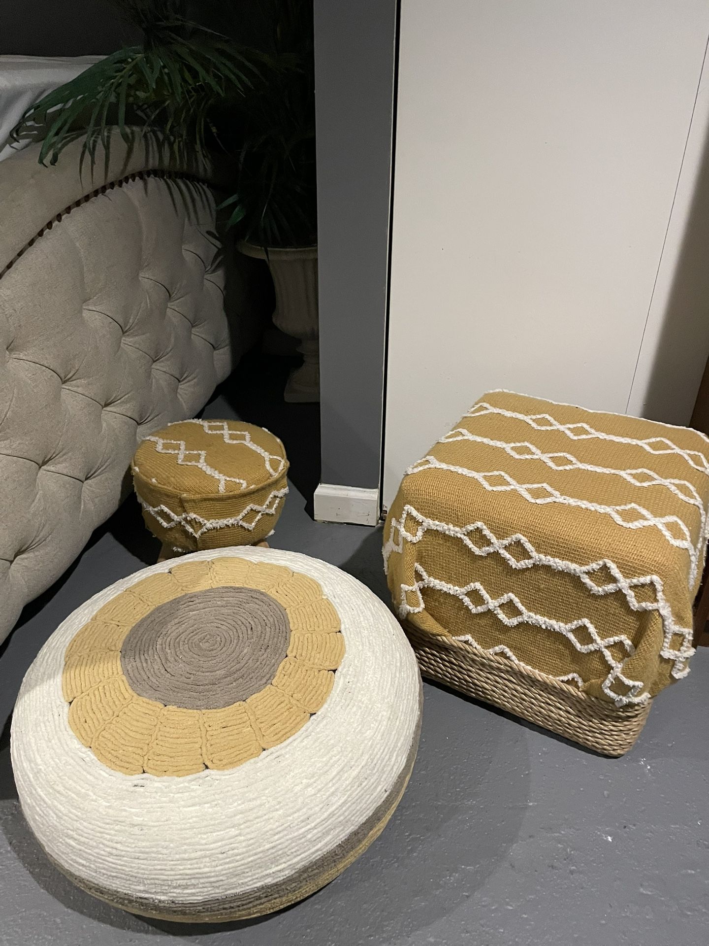 3 DIY very short stools