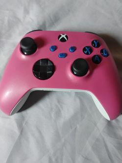 Pink Xbox one controller