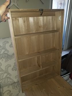 Beautiful retractable desk