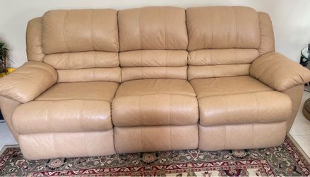 Complete 3-Piece Living Room Set – Reclining Comfort (Excellent Condition!)