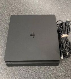PS4 Slim 1 TB Comes With 2 Controllers