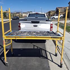 Metal Tech Rolling Scaffold