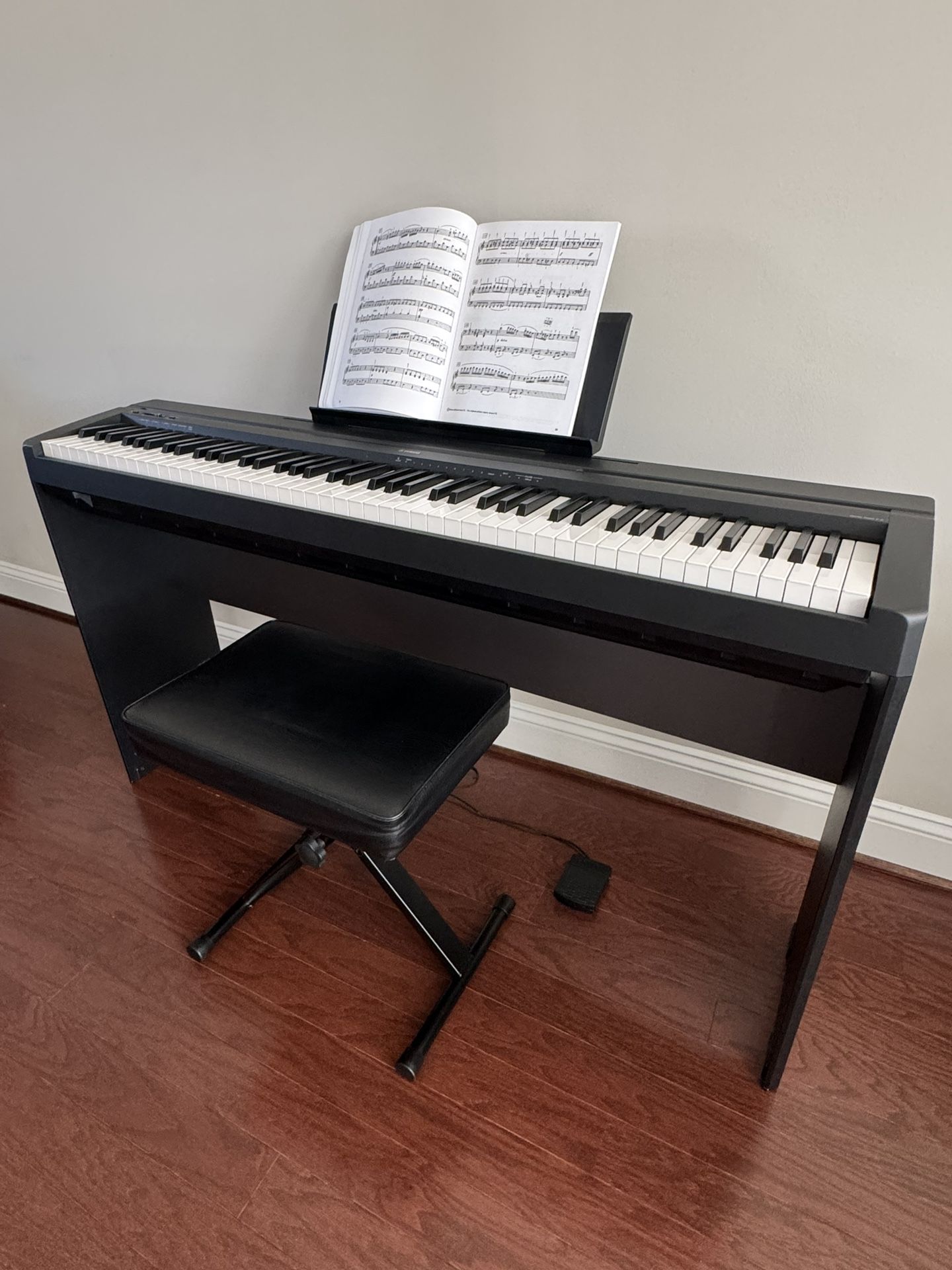 Yamaha P71 88-Key Digital Piano With Matching Yamaha L85 Keyboard Stand | Includes Bench, Sustain Pedal, Dust Cover, & Power Supply
