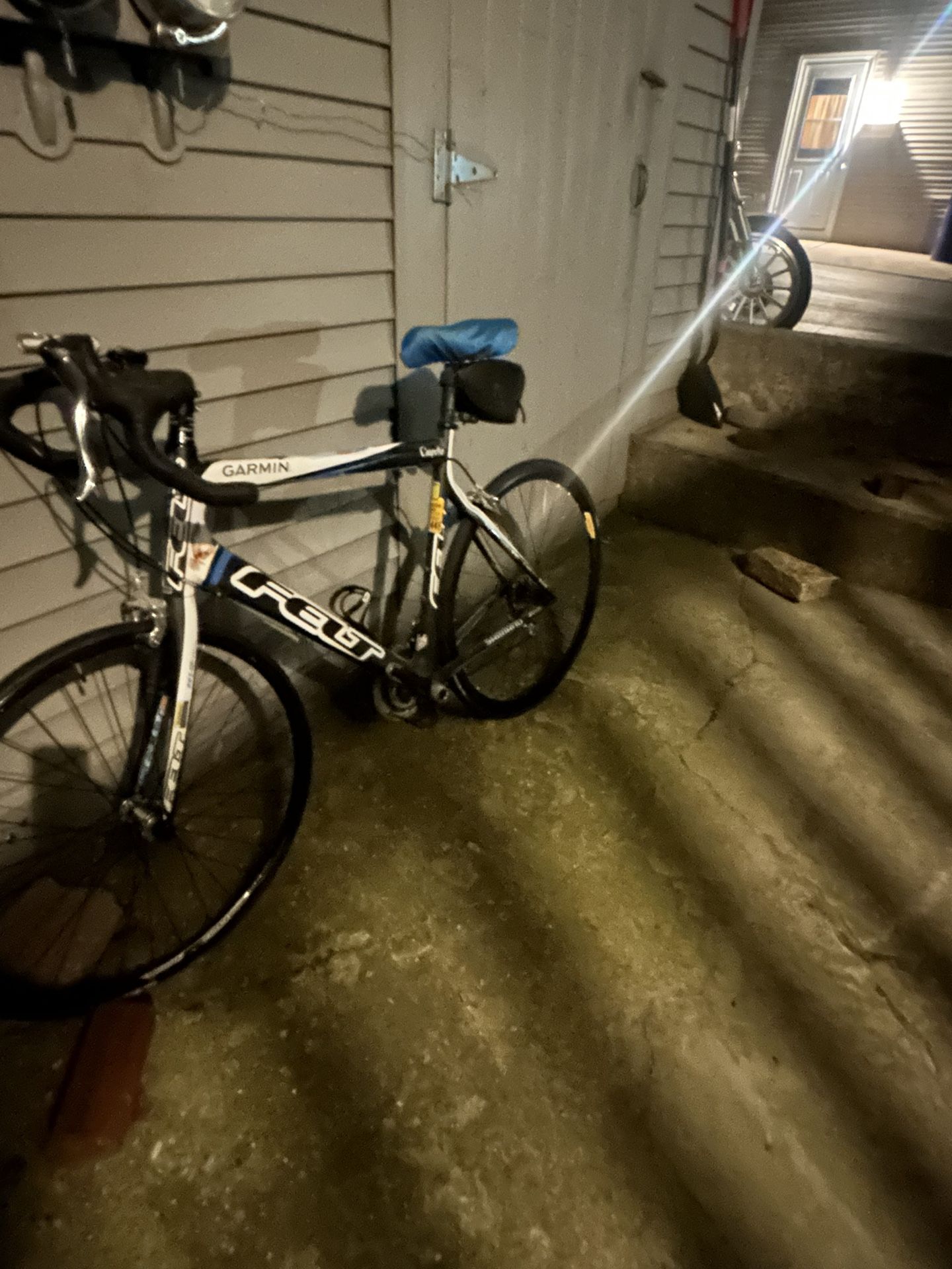 Garmin FELT Custom Bicycle
