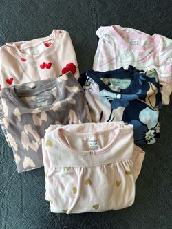 Girls Carter’s pajama sets (12-14)