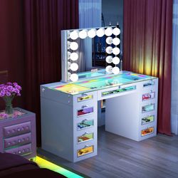 Vanity w/bluetooth mirror