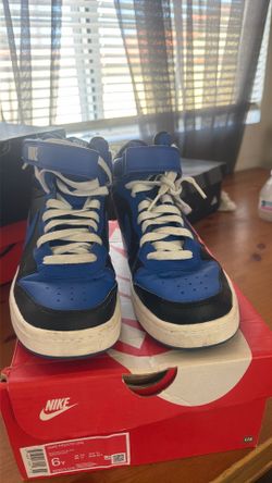 Nike Court borough mid 2