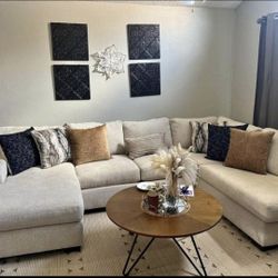 Sectional Couch 