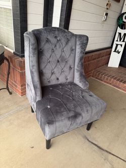 Beautiful accent chair grey Color