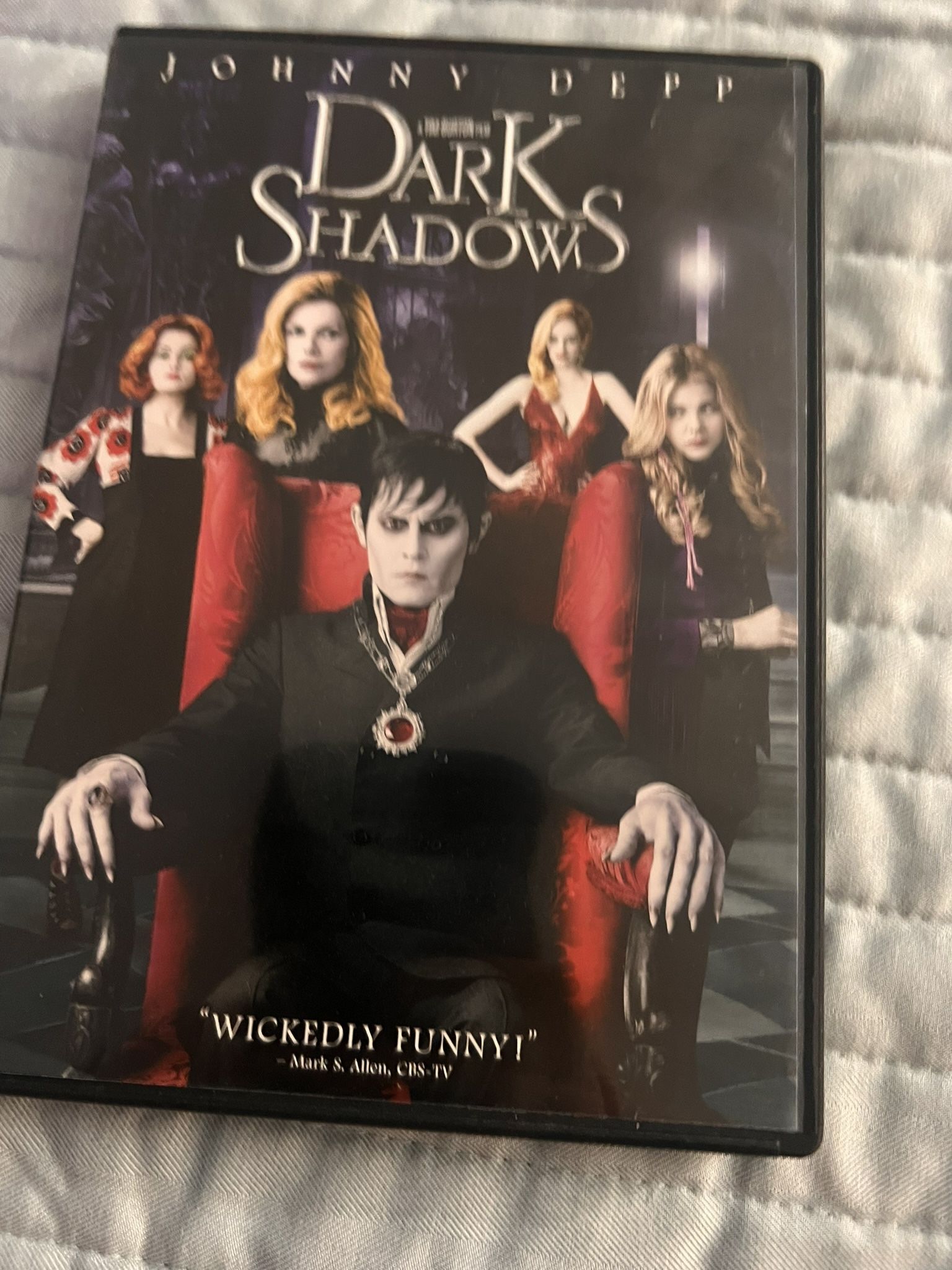 Dark Shadows DVD