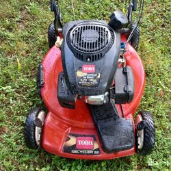 Lawn Mower Toro Recycler Ready Start Excellent Conditions Front Wheel Drive Self Propelled Ready For Work 