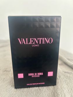 Valentino open only for pics new never used last long